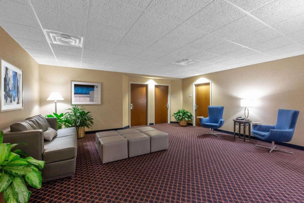 Baymont by Wyndham Des Moines Airport Image 13