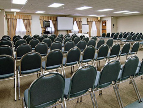 Baymont by Wyndham Des Moines Airport image 31