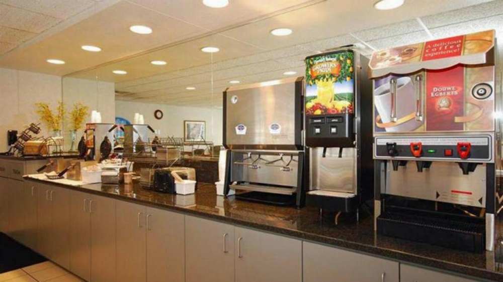 Baymont by Wyndham Des Moines Airport Image 38