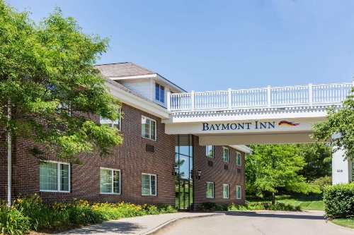 Baymont by Wyndham Des Moines Airport image 42