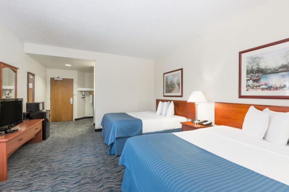 Baymont by Wyndham Des Moines Airport Image 43